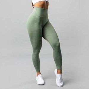 New!! Alphalete Halo Leggings - Sage Green